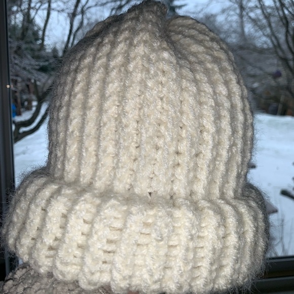New Handmade White Crochet Hat Stretchy Hat Made with 2 Skeins of Yarn at once main image 10